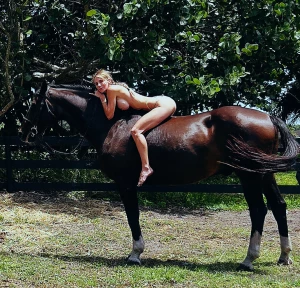 Waiting on my cowboy dm me if it s you