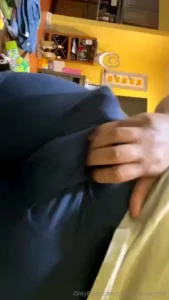 Tip if you d like a cum shot