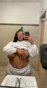 Dm me if you re online cause i wanna know babe part 1