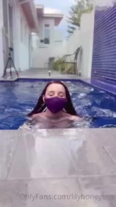 Are you a towel cause i d like to wrap you around me after i swim hehe