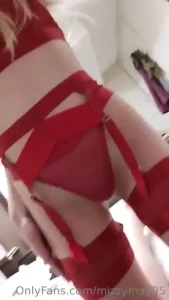 New out fit i think i got a size to big lol