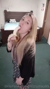 You know what time it is it s banana time if you would like to see my