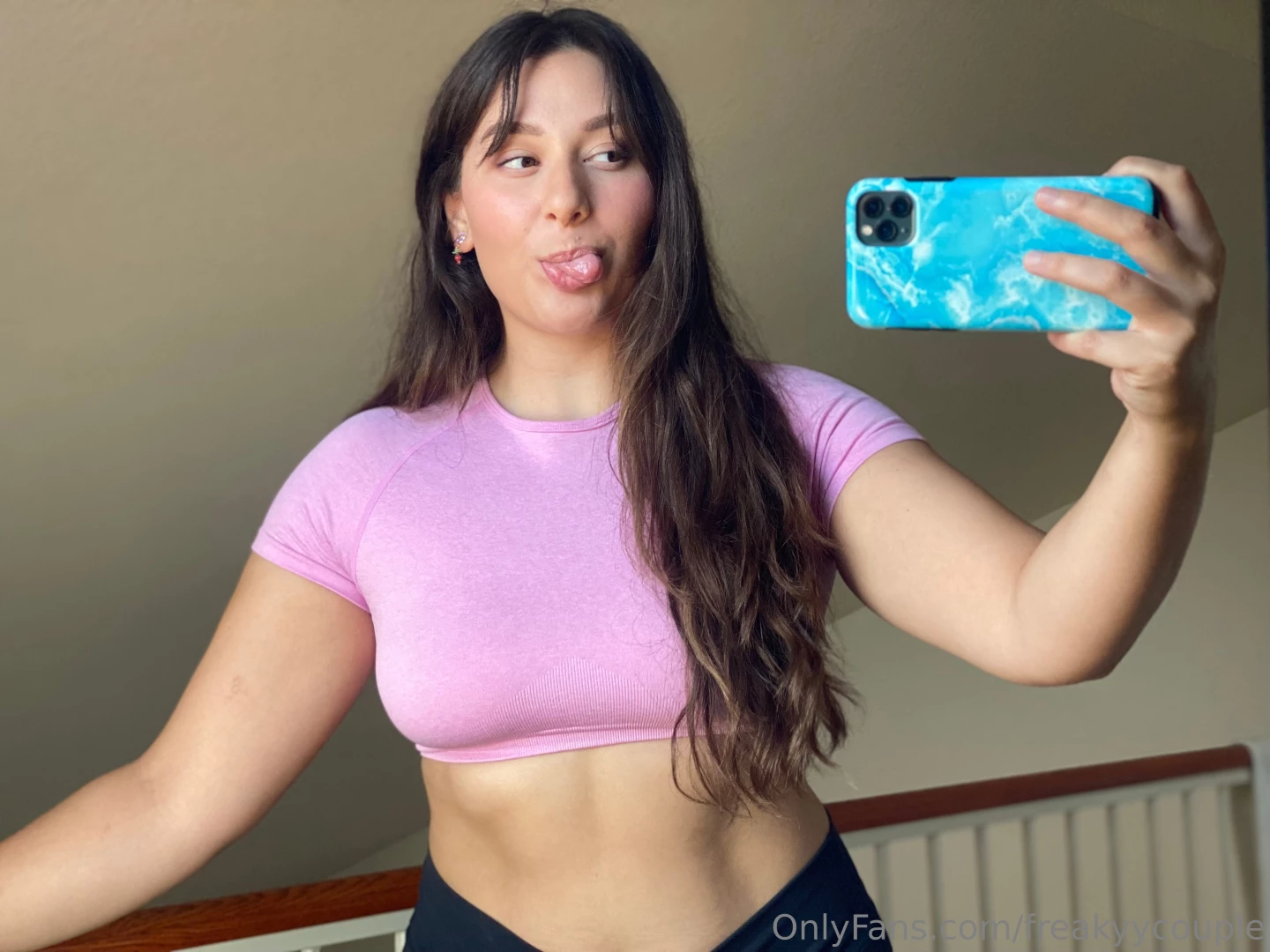 Hi i m having to take my dog to the vet her injury isn t progressing 