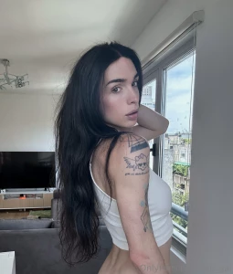 I wonder how much my look can tell you or maybe i ll let you in on all