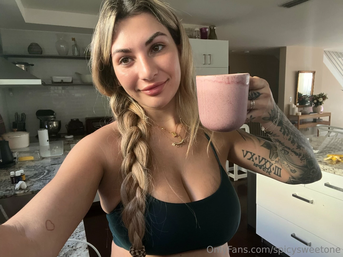 Who s buying me my last cup of the year send me a dm tip for it and i 