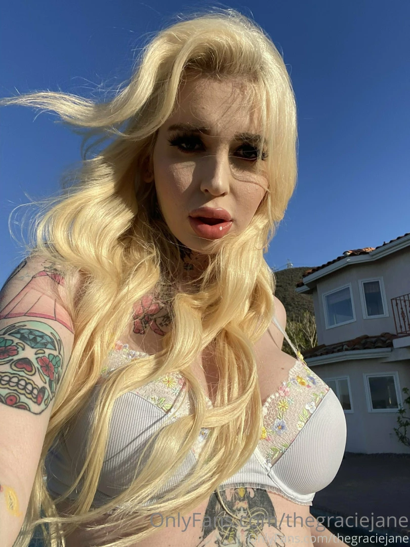 Bored i ve got something to keep your hands busy 