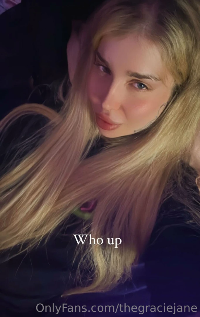 This selfie s cute but your reply better be cuter slide in 