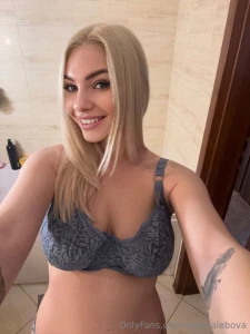 Can t behave when i look like this