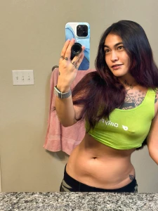 Readyyy for u to take me to bed