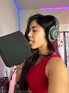 Lemmeee lick u instead