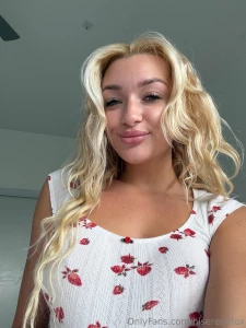 Make me the happiest girl and i ll spoil you back that s a promise