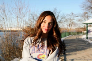 Sun s shining and so am i