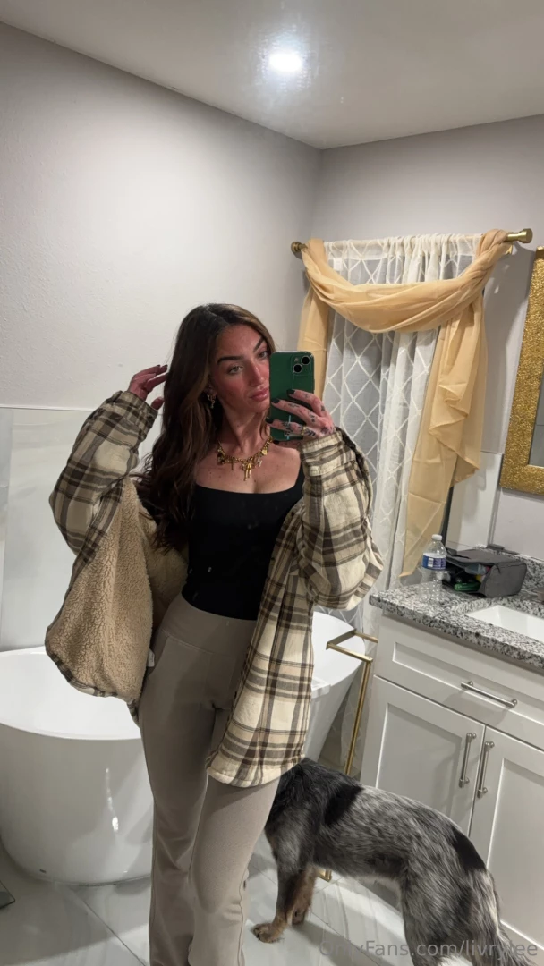 Happy v-day now who s gonna make me blush 