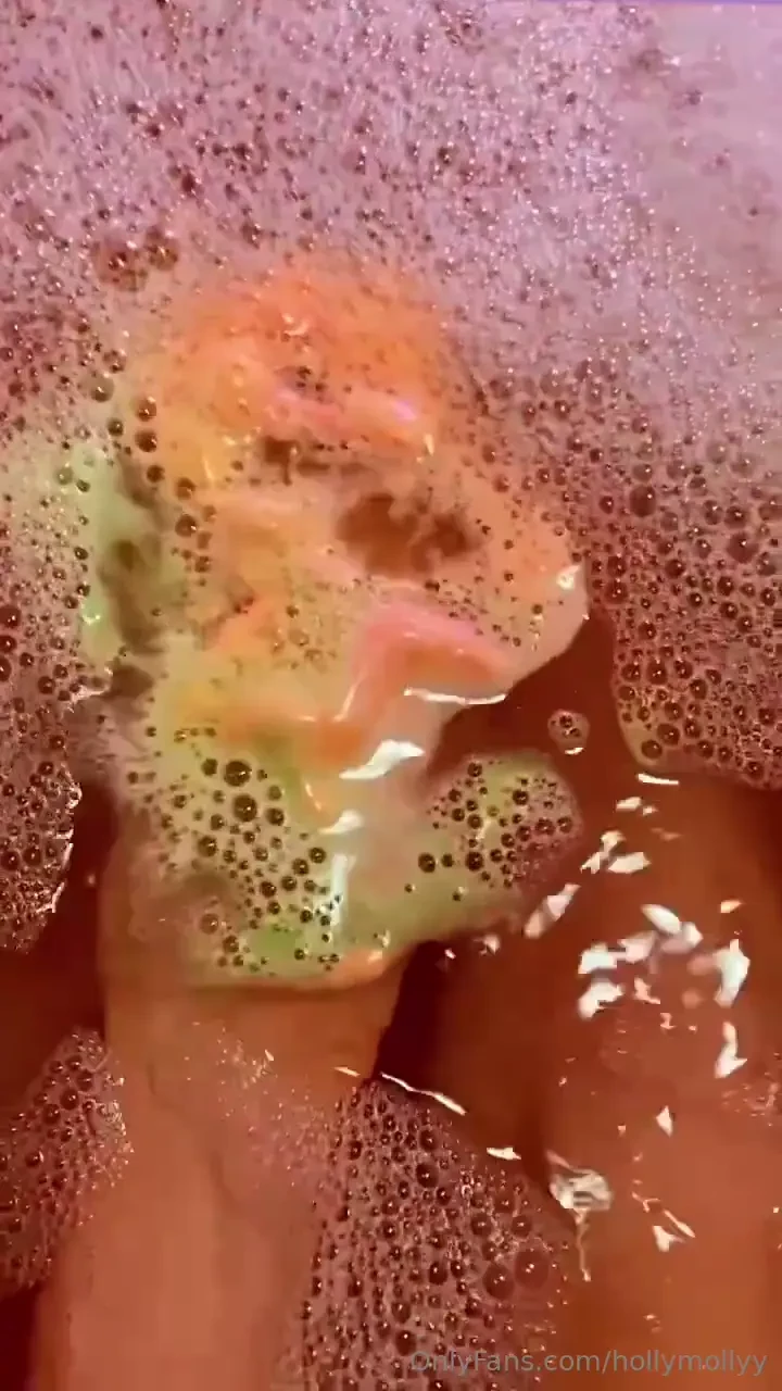 I ve enjoyed a very cute bath recently are you a bath or a shower 