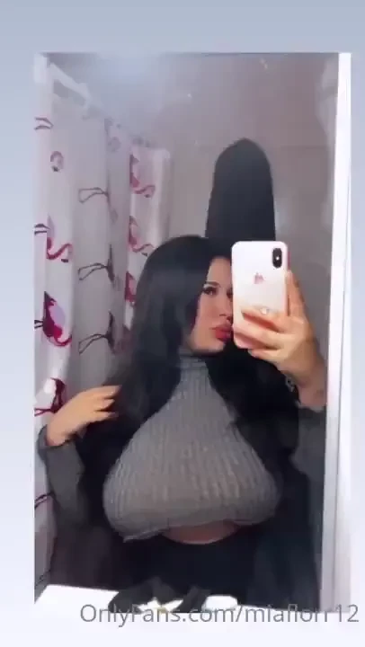 Hello baby good wednesday 