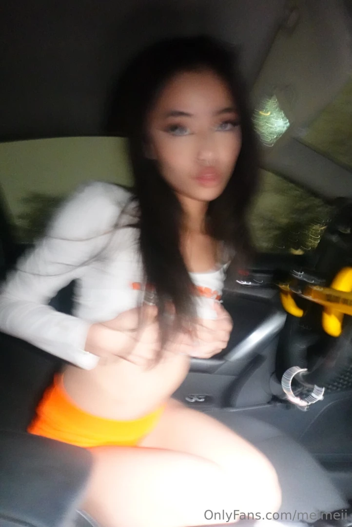 Dare i say hooters girl vid coming soon part 1 