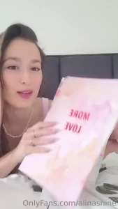 I start my day writing down the things i am thankful for then i