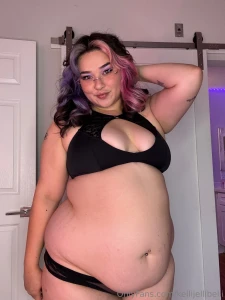 Such a flabby fat belly hehe