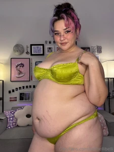 Stretch marks so stretchy hehe