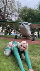 Wanna fly away with me subscribe to my vip page caitlinzielinski to