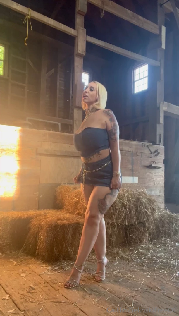 Watch me strip all my clothes off in this 6 min video at my photoshoot 