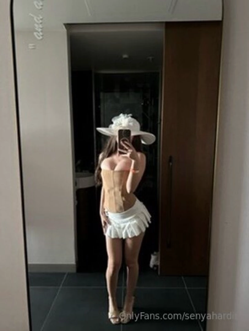 Can i ask you to help me get out of this outfit 