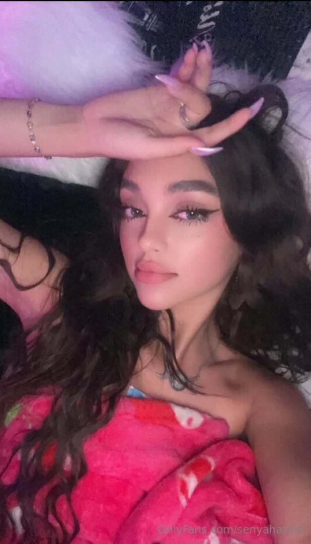 I m bored and i want someone to play with what are you doing rn 