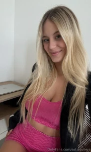 Guess who s turning a year hotter tomorrow yesss it s me and i ve got