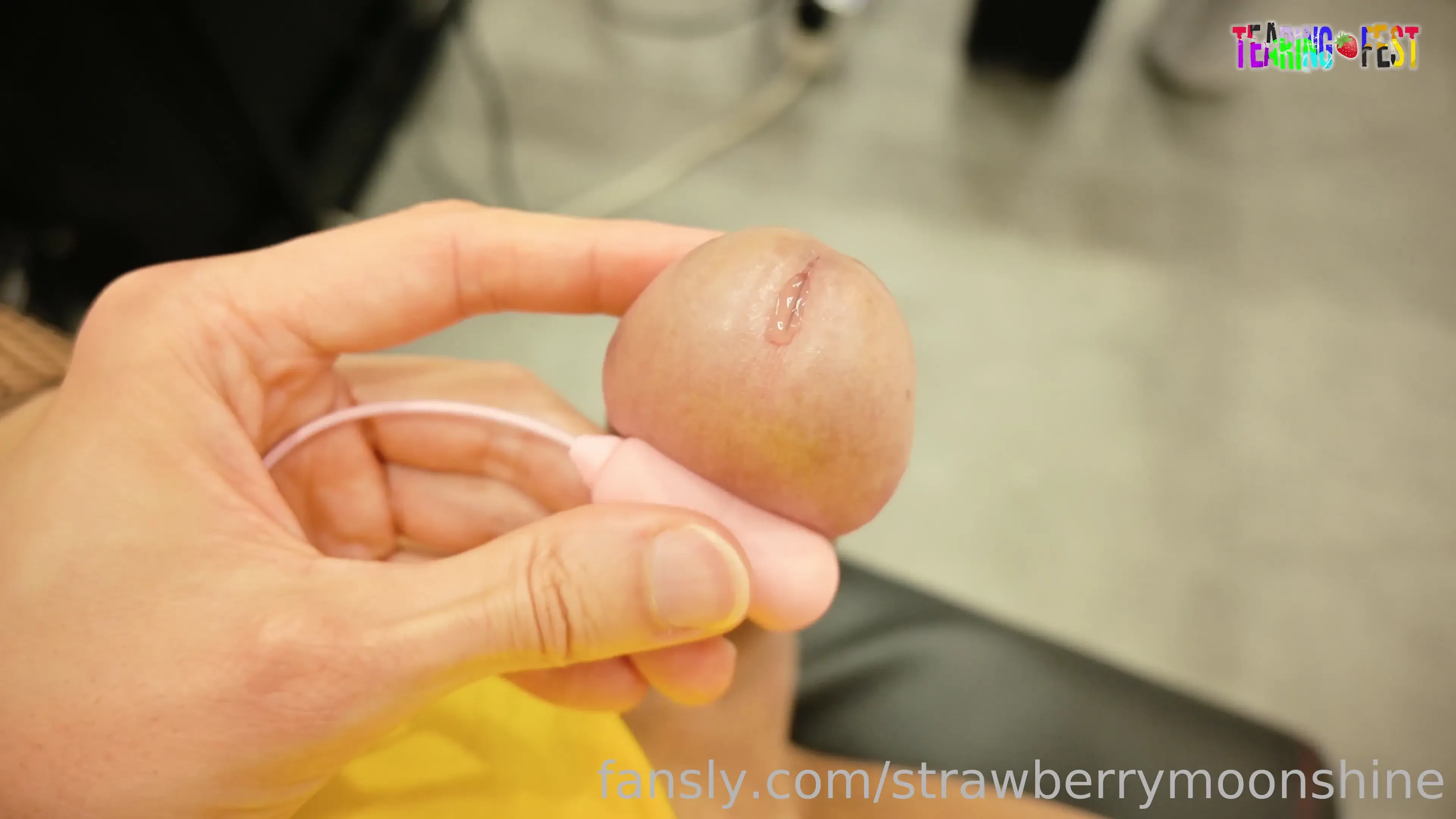 Free preview from 4k - gamer femboy s super thick cum burst tearing 