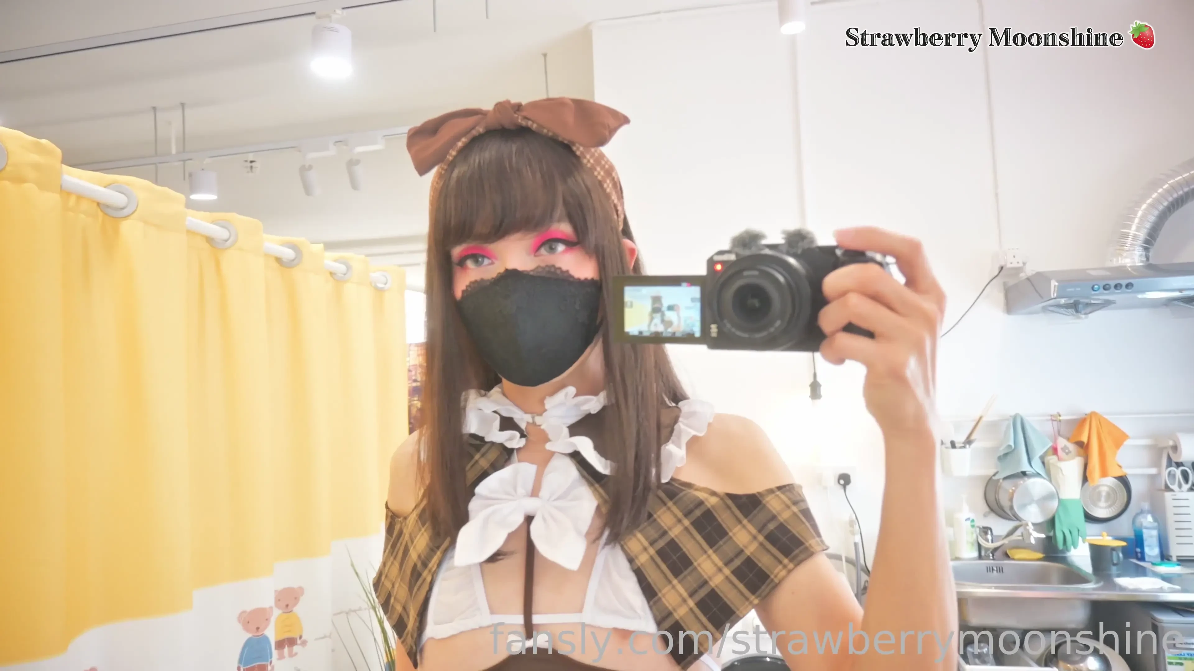 4k - femboy detective strawberry s huge cumshot 4k 30fps 22 48 