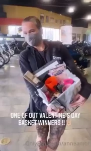Happy belated valentine s day to me yes i get a valentine after all my