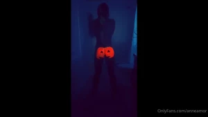 Slow motion pumpkin booty shaking part 1