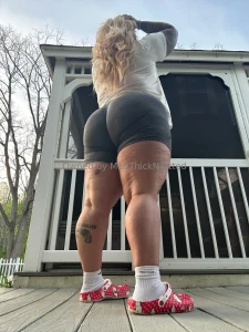 Sometimes even i forget how big my ass is