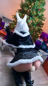 I am so excited for christmas my christmas day live stream on yt will