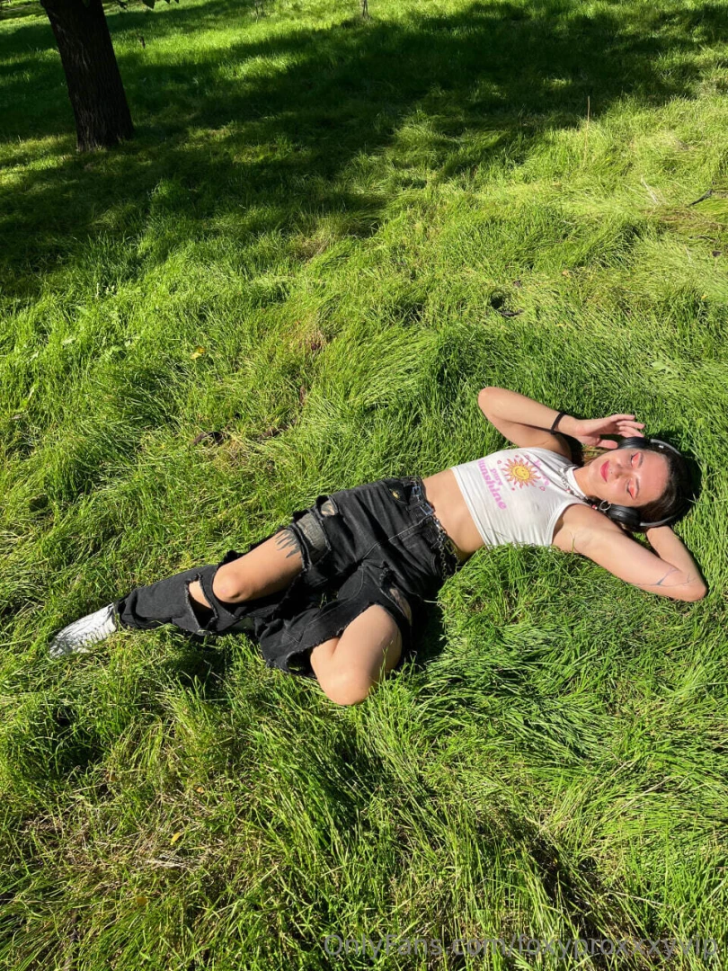 I m such a music lover it s like i m obsessed there s nothing quite 