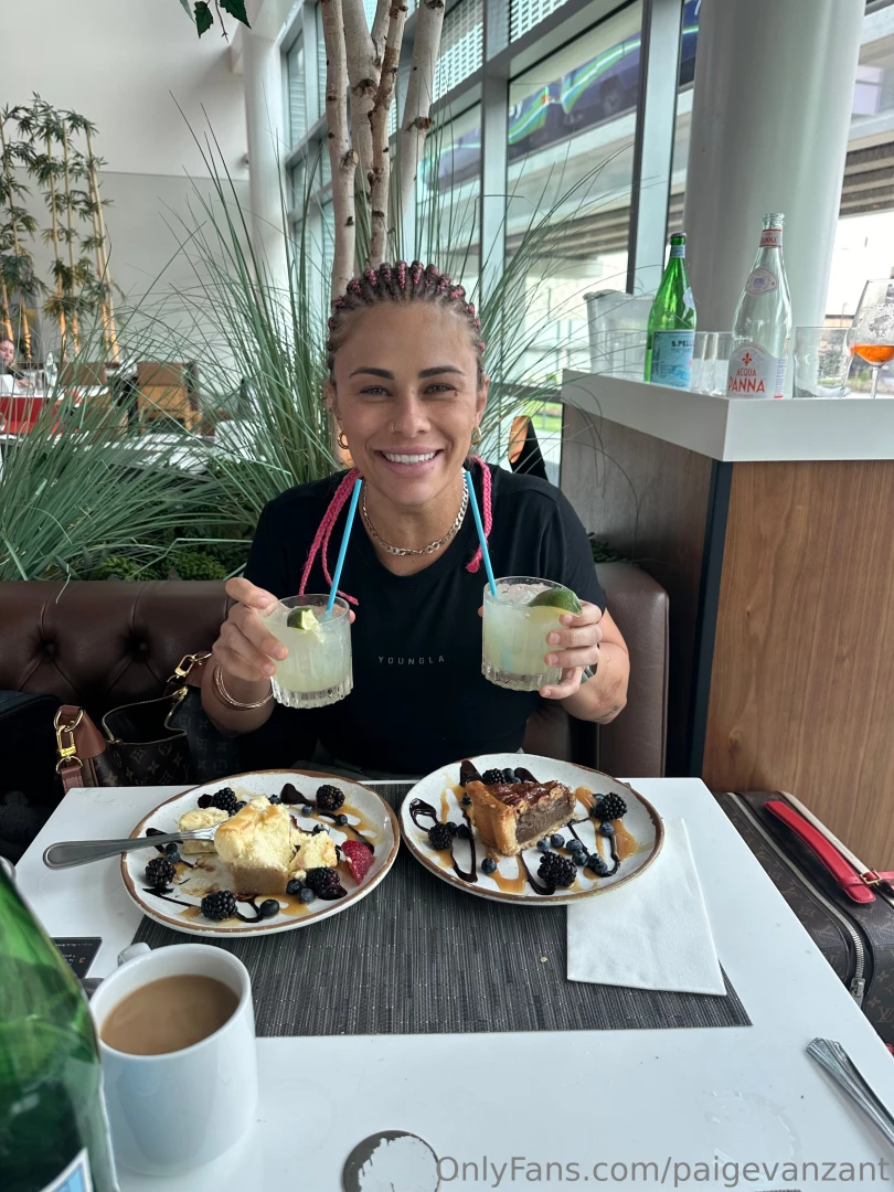 Two margaritas in and i just made my adult content page 