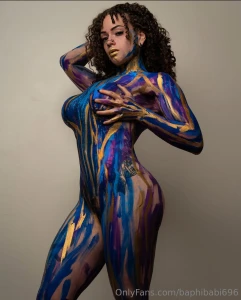 Going live here in 20 to get body painted baphibabi666 free