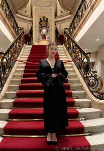 Pov this is me welcoming you to my palace you should feel right at