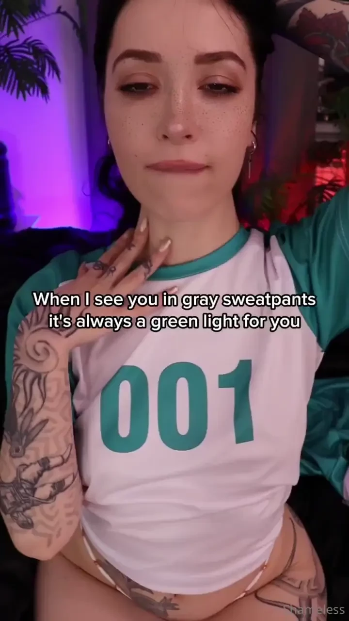 When i see you in gray sweatpants it s always a green light for me 