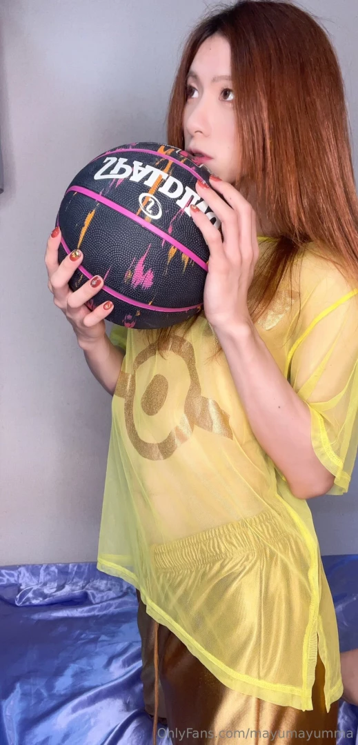 mayumayumma - You can t play basketball loking like this part 2 