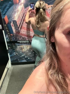 Hey luvs what do you think of my new workout clothes who would want to part 2