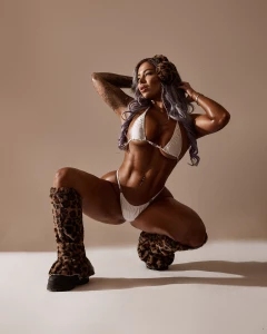 I love making you stare