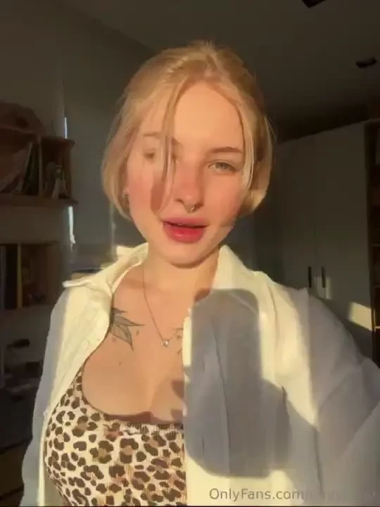 G lden hour glow 
