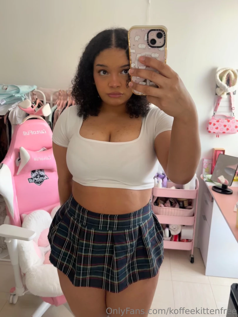 I send you this pic as an outfit to meet ur mum wyd part 1 