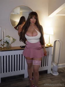 Do you like my outfit see more of me amirahleiauk