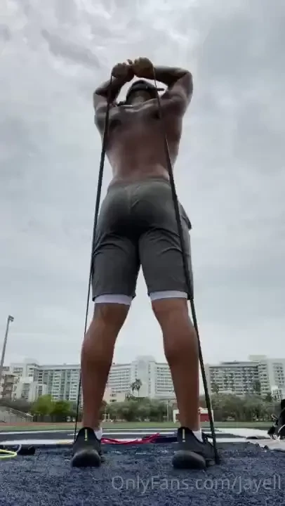 Flamingo track miami florida shoulders triceps abs part 8 