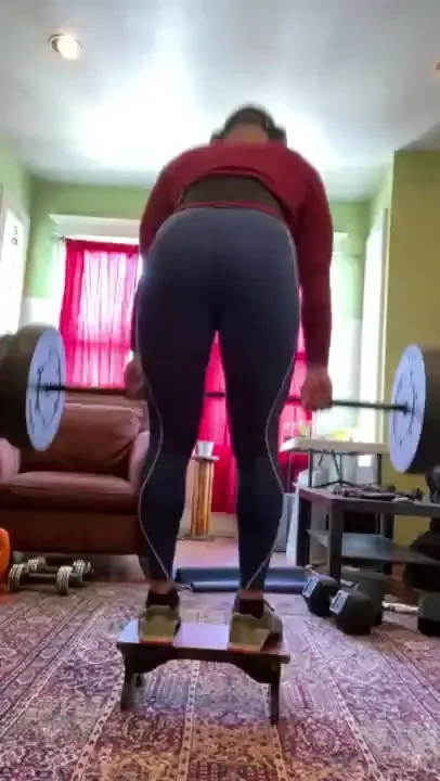 Your favorite day sexies booty gains 