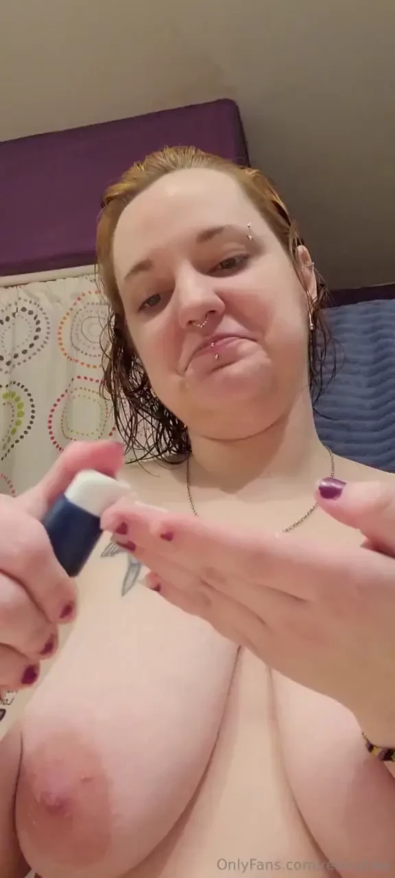 Cum is my fav face moisturizer but this one is pretty good too 