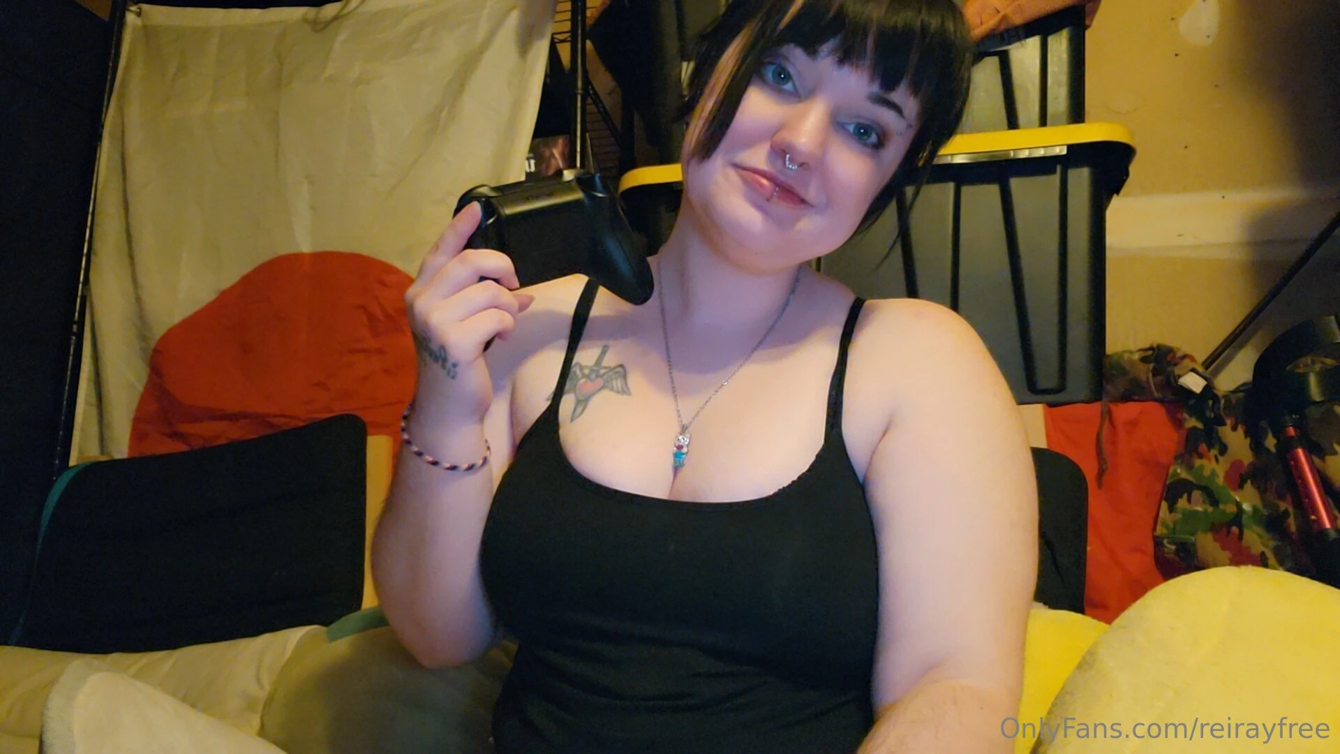 Playing minecraft this morning part 1 