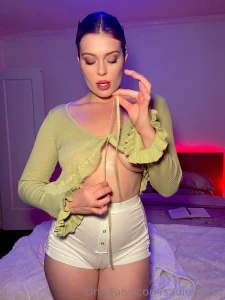 Which one is better part 18